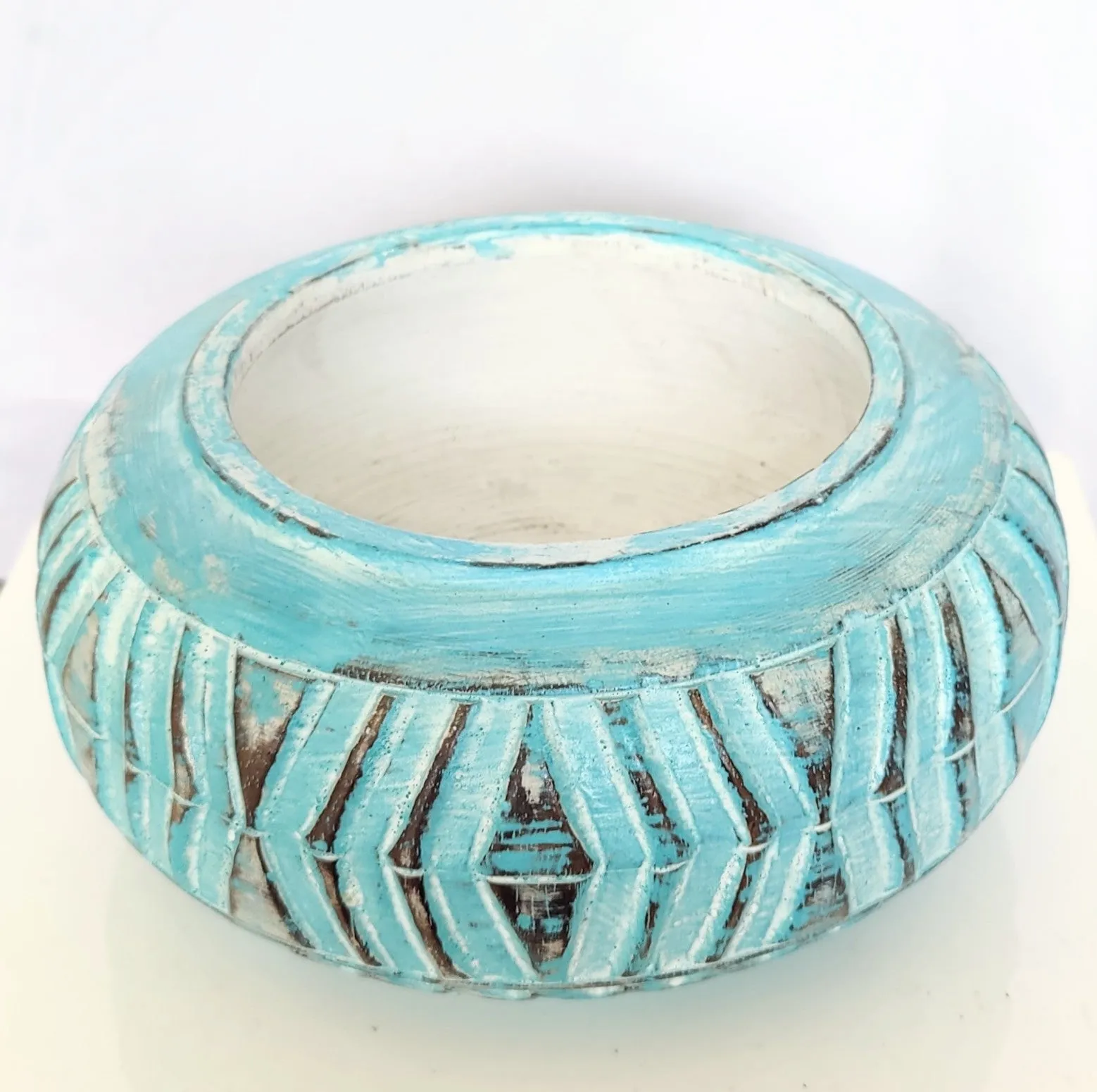 Home Decor: Storage Accessory. Hand Carved and Painted Decorative Round Wooden Box.