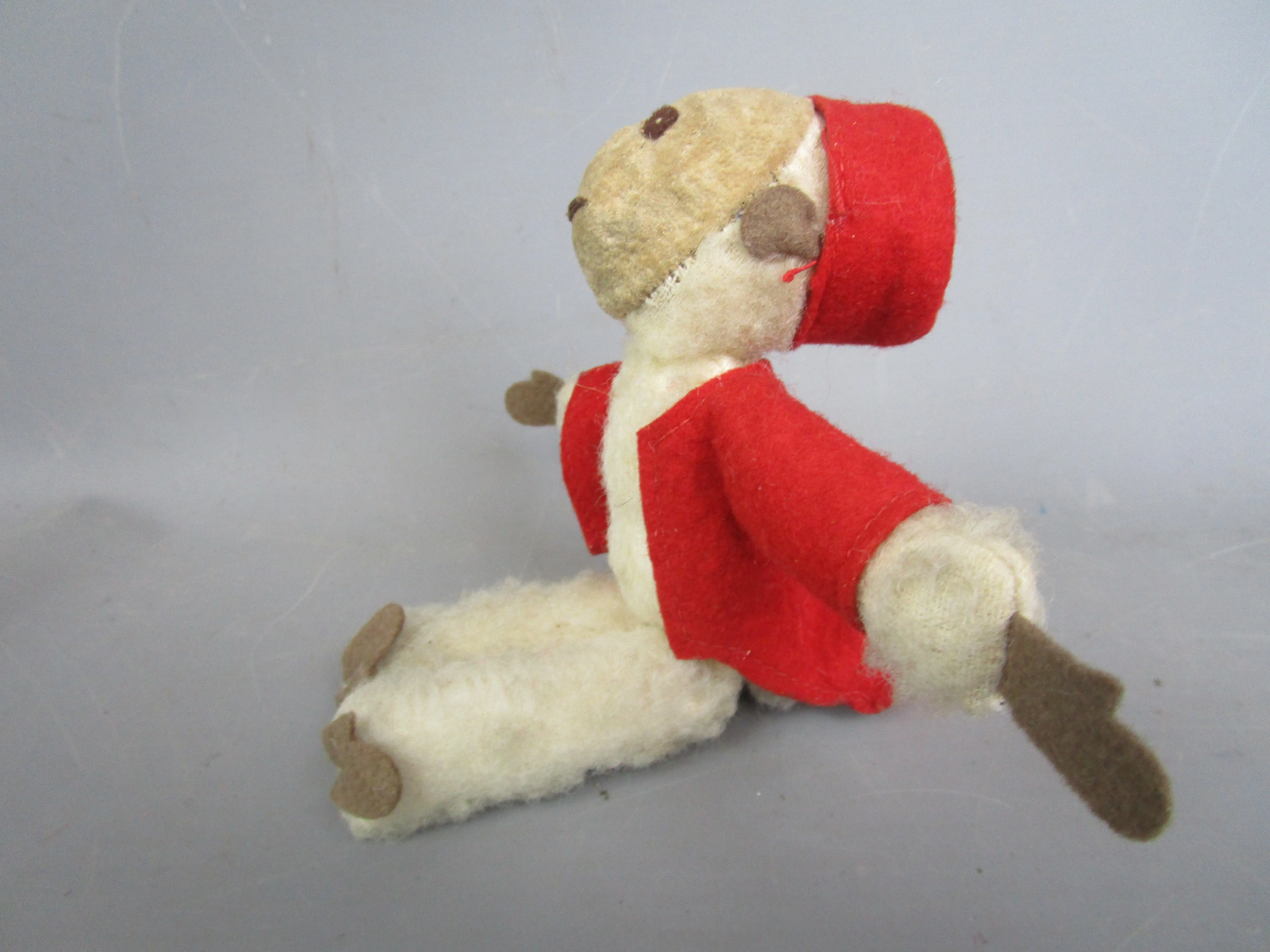 Norah Wellings Bell Hop Monkey Model 4110 Vintage c1930