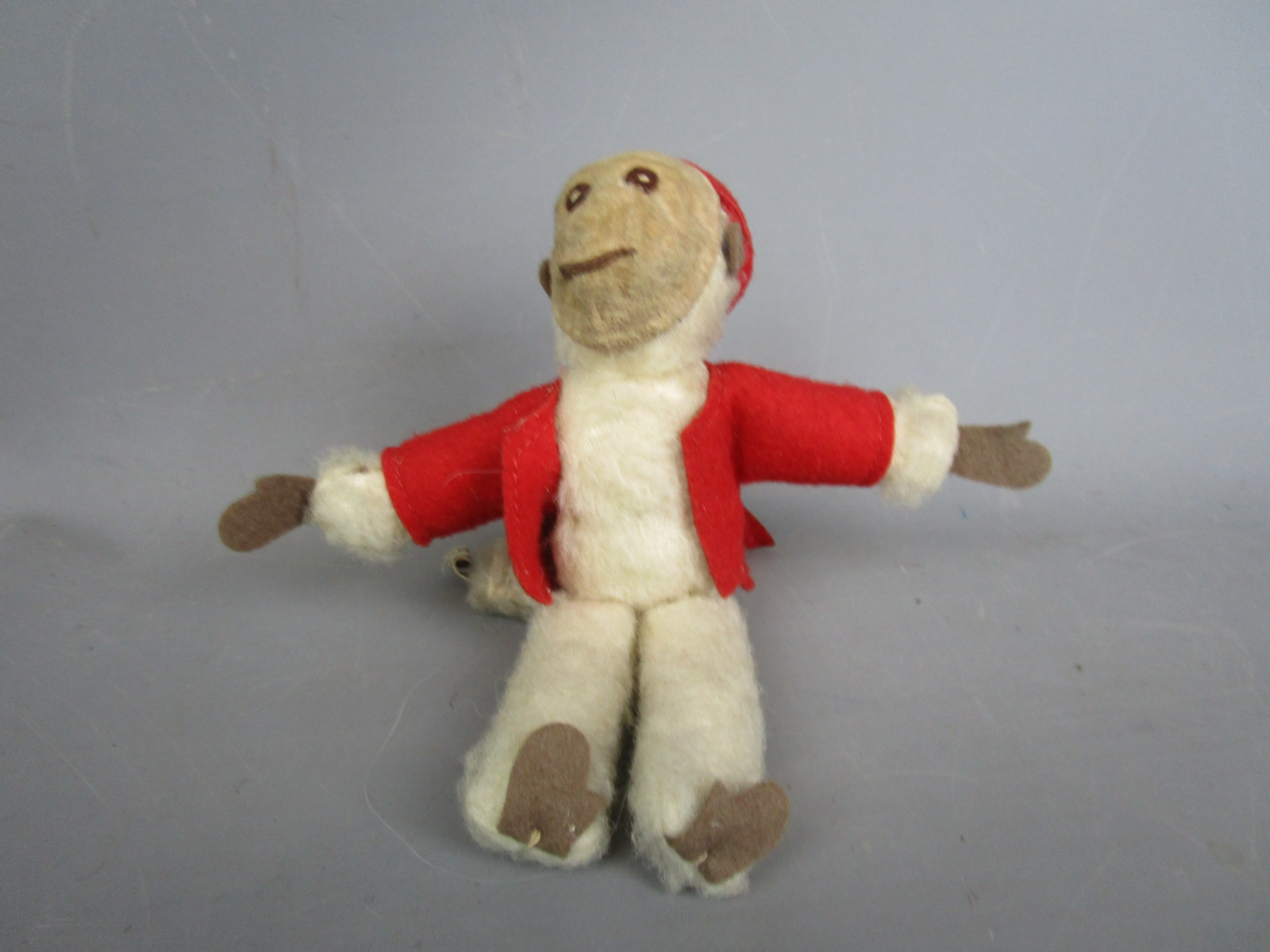 Norah Wellings Bell Hop Monkey Model 4110 Vintage c1930